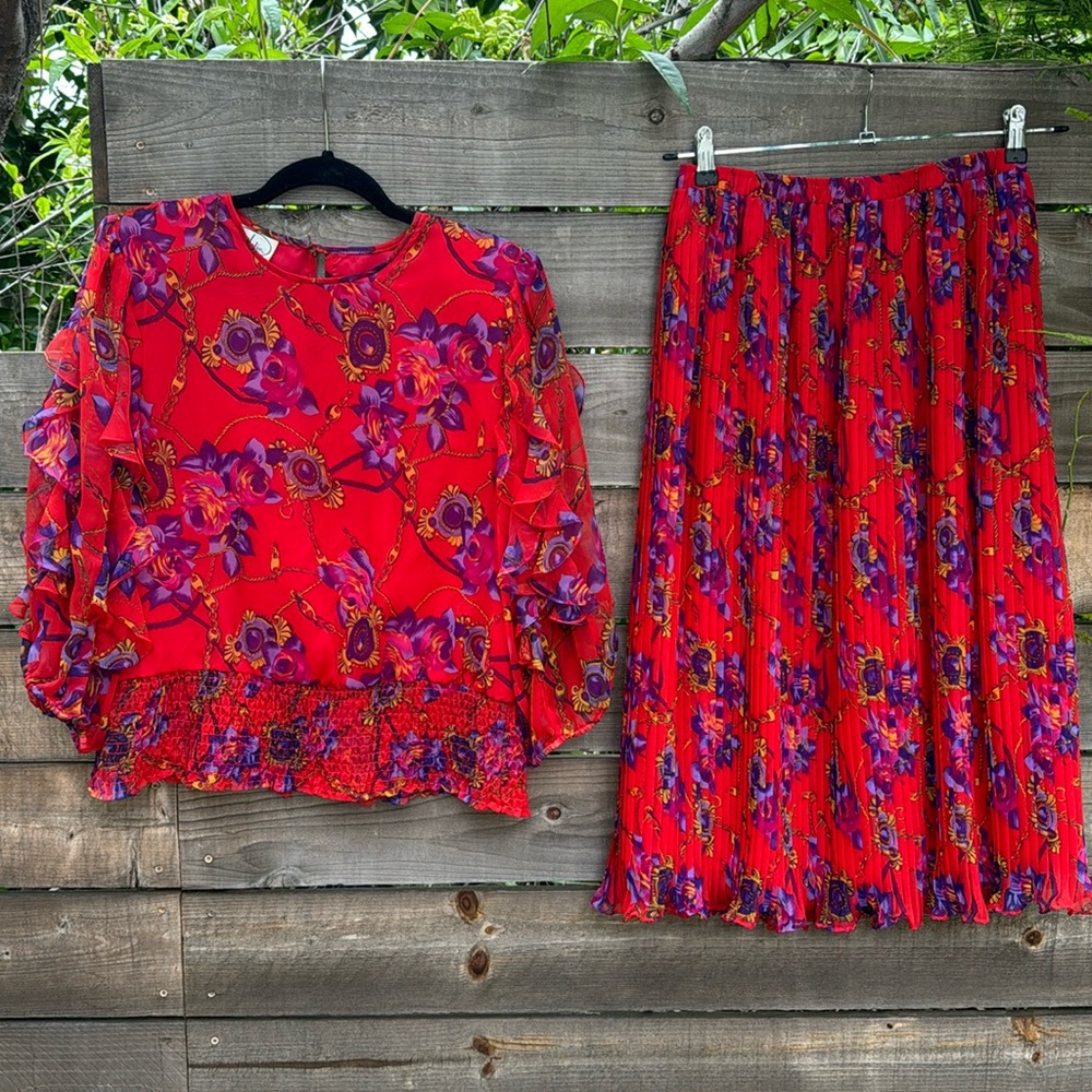 Diane Fries-Like two piece set Tres Jolie vintage 80s/90s